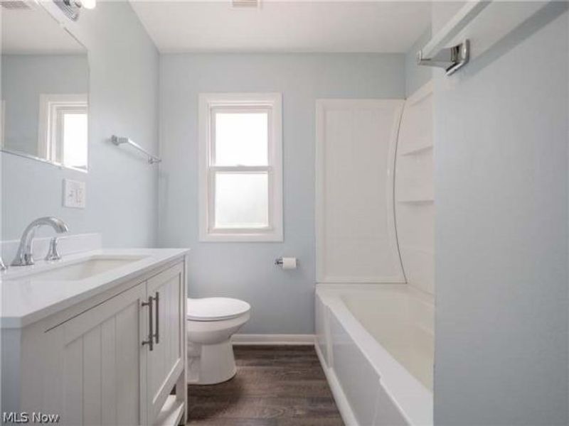 18310 Harvard Avenue, Cleveland, OH 44122 Photo 13