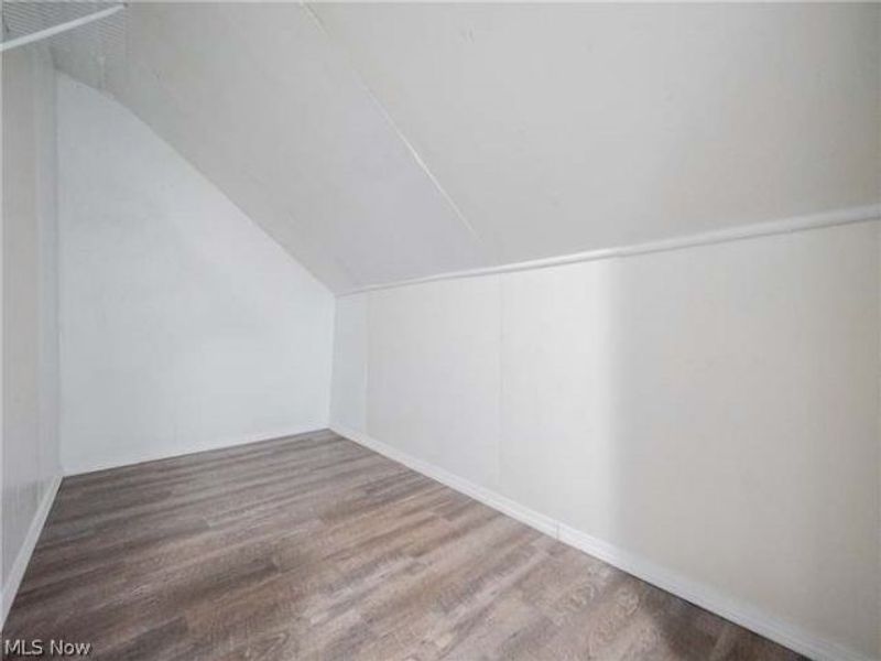 18310 Harvard Avenue, Cleveland, OH 44122 Photo 21