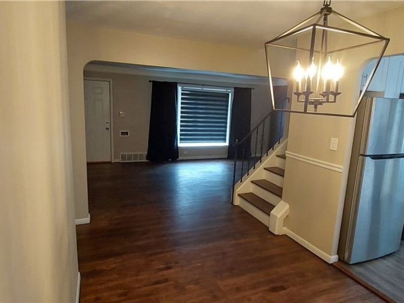 18310 Harvard Avenue, Cleveland, OH 44122 Photo 6