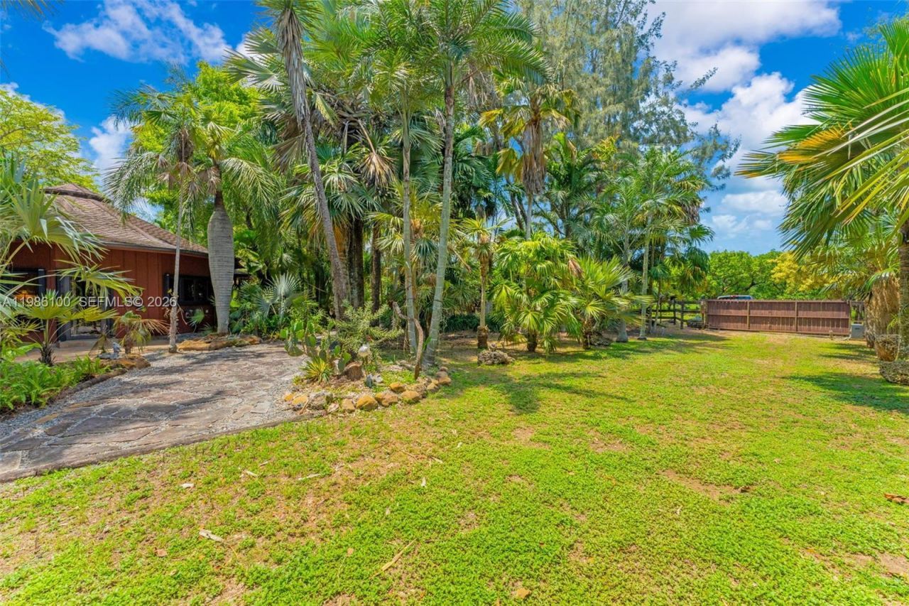 22800 SW 157th Ave , Miami, FL 33170 Photo