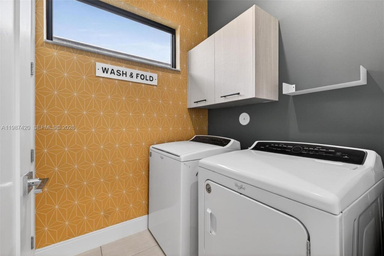 8237 NW 43rd St , Doral, FL 33166 Photo