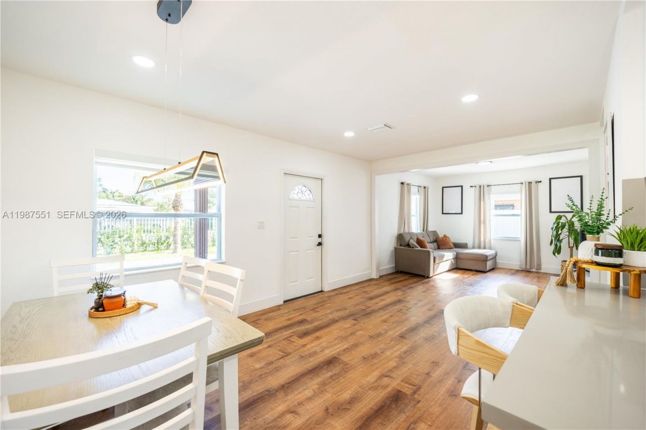 10050 SW 171st St , Unit 10050, Miami, FL 33157 Photo