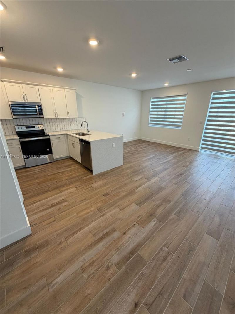 17173 SW 1st St , Pembroke Pines, FL 33027 Photo