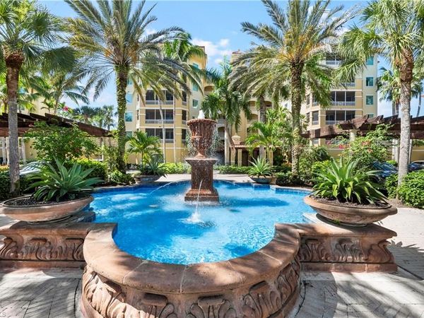 2738 Tiburon BLVD E, Unit B406, NAPLES, FL 34109