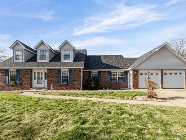 231 Westglen Drive, Glen Carbon, IL 62034