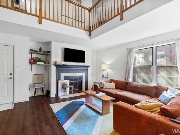 4235 W Pine Boulevard, Unit 3, St Louis, MO 63108