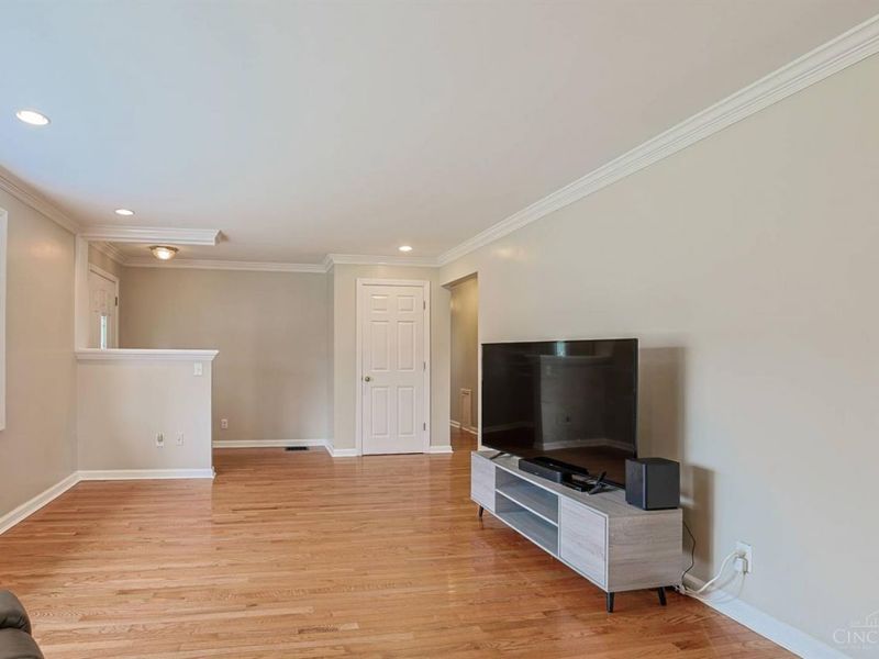 12 Gumbert Drive, Amelia, OH 45102 Photo 9