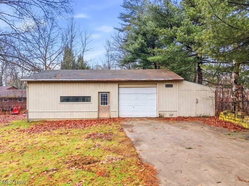 1464 Blair Drive, Akron, OH 44312 Photo 5