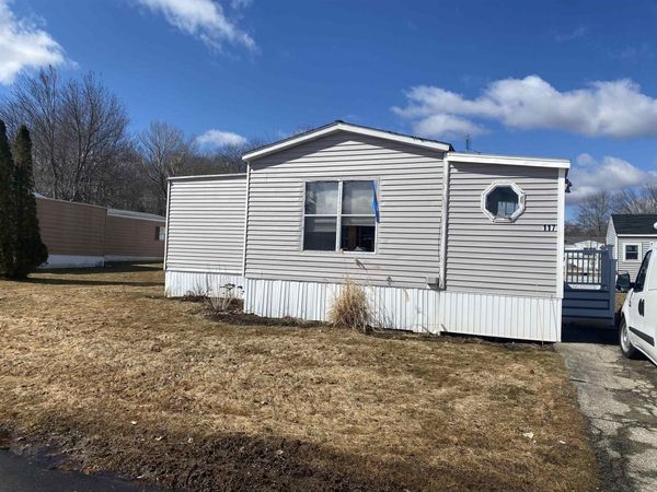 117 Whippooorwill Street, Seabrook, NH 03874