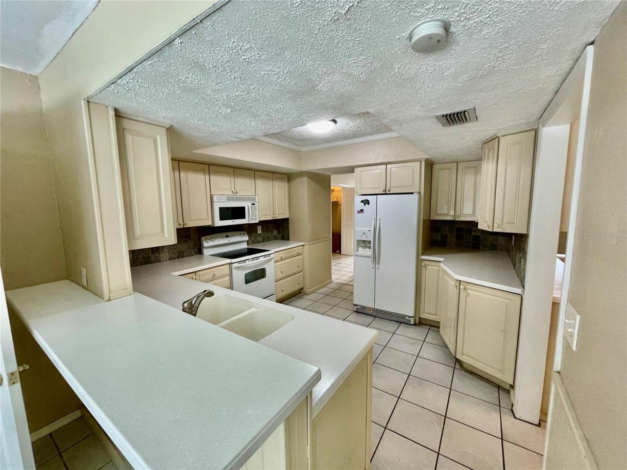 4215 18th Avenue Drive W, Bradenton, FL 34205 Photo