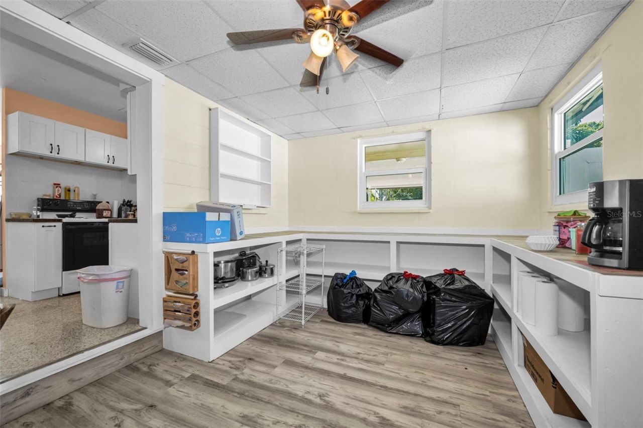 5769 Dartmouth Avenue N, Saint Petersburg, FL 33710 Photo