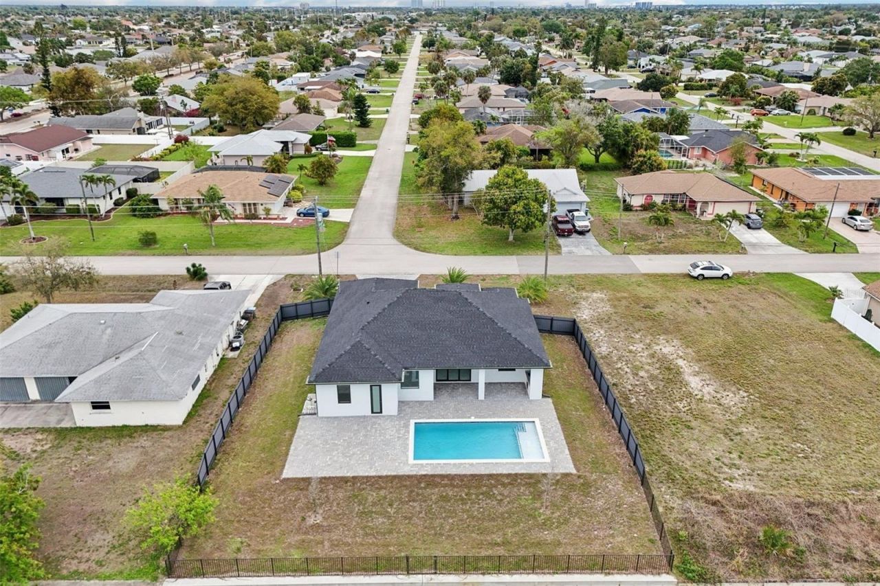 12 SE 17th Avenue, Cape Coral, FL 33990 Photo