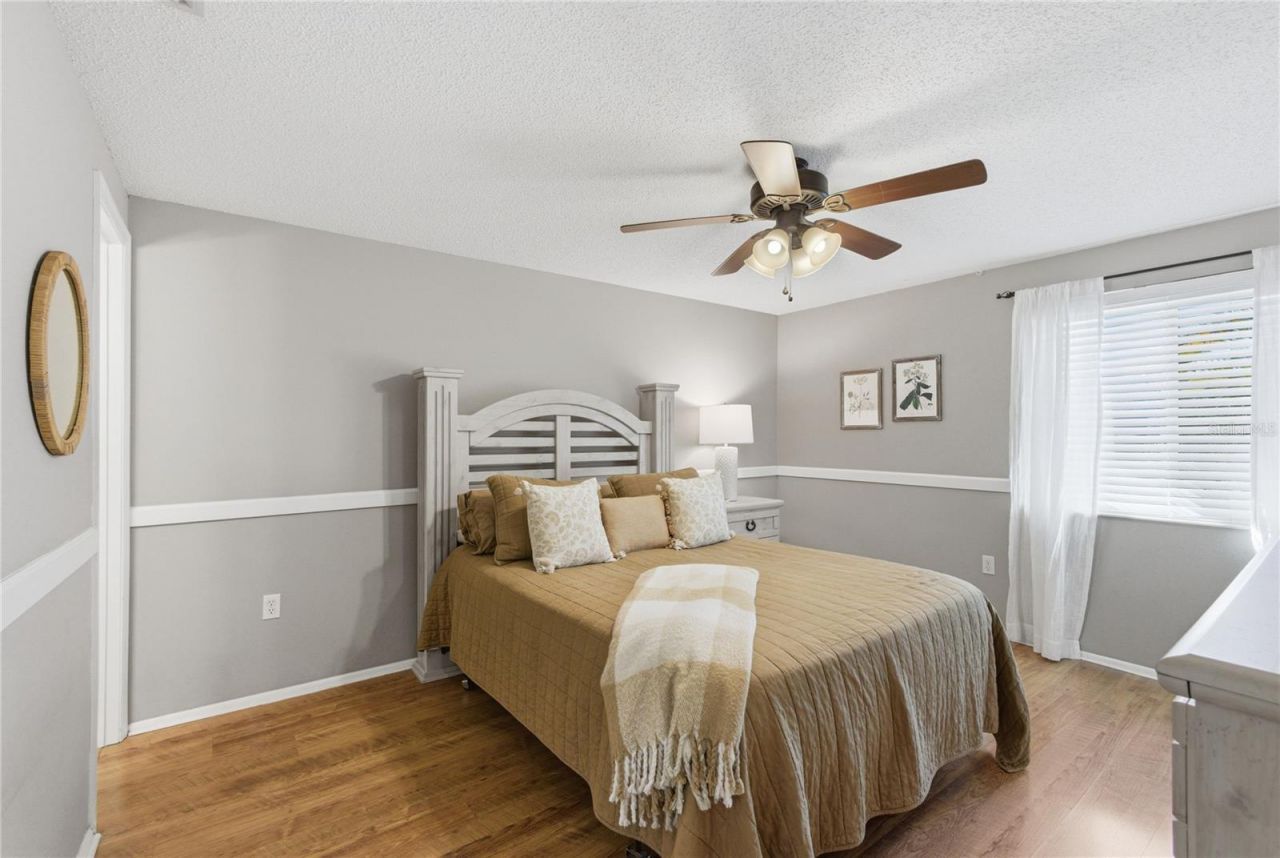 5905 36th Avenue Circle W, Bradenton, FL 34209 Photo