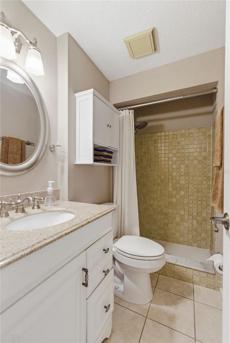 5905 36th Avenue Circle W, Bradenton, FL 34209 Photo