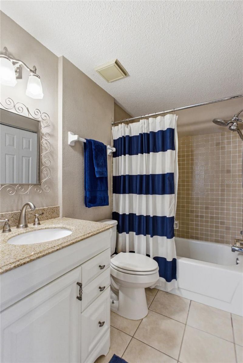 5905 36th Avenue Circle W, Bradenton, FL 34209 Photo