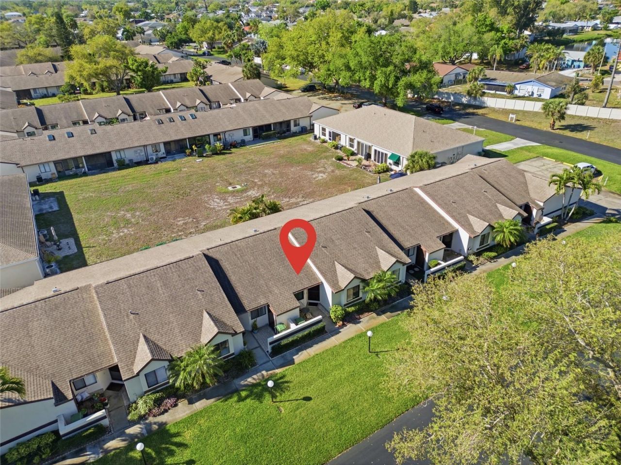 5905 36th Avenue Circle W, Bradenton, FL 34209 Photo