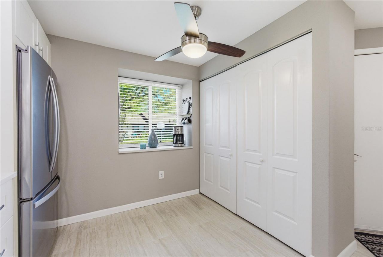 5905 36th Avenue Circle W, Bradenton, FL 34209 Photo