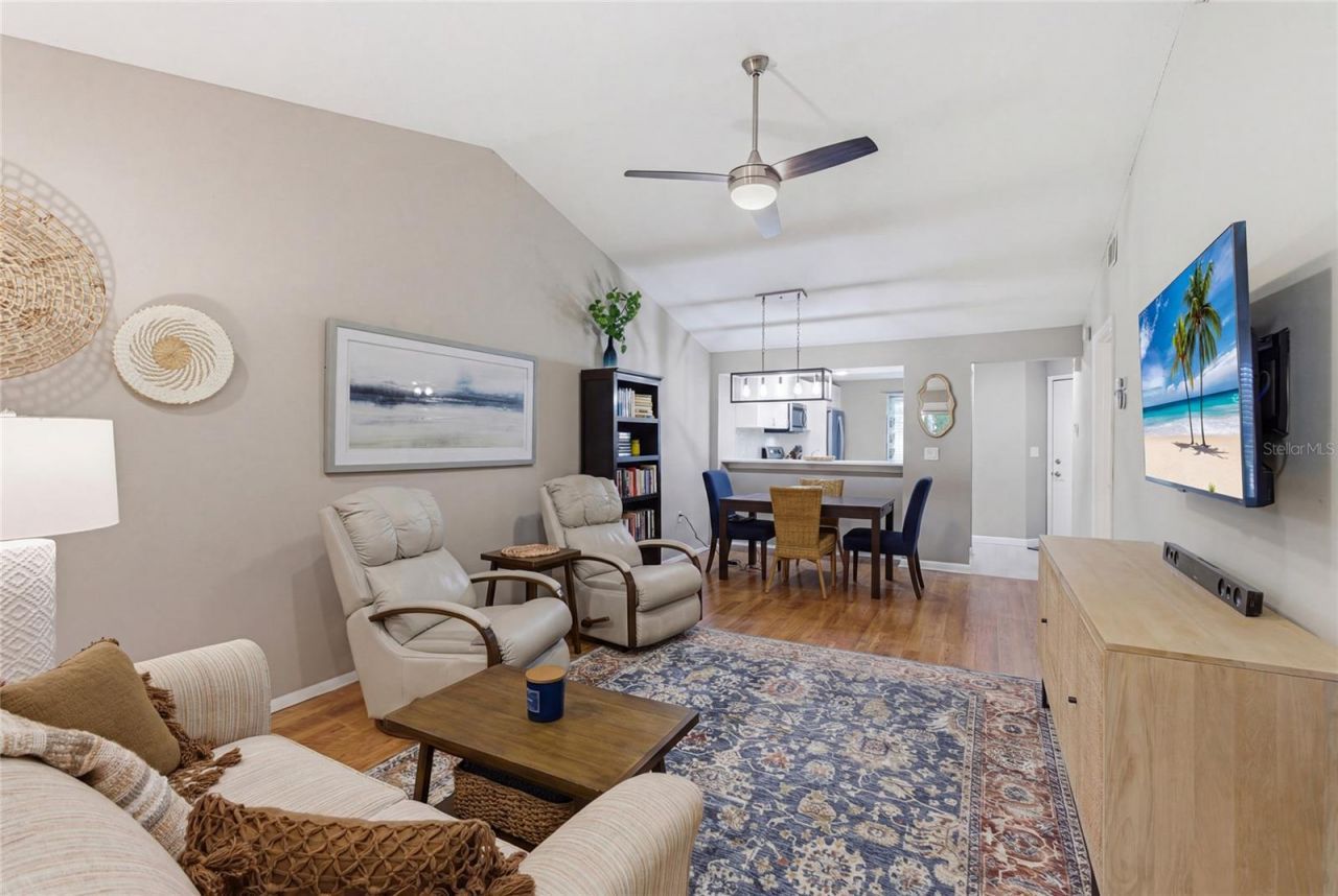 5905 36th Avenue Circle W, Bradenton, FL 34209 Photo