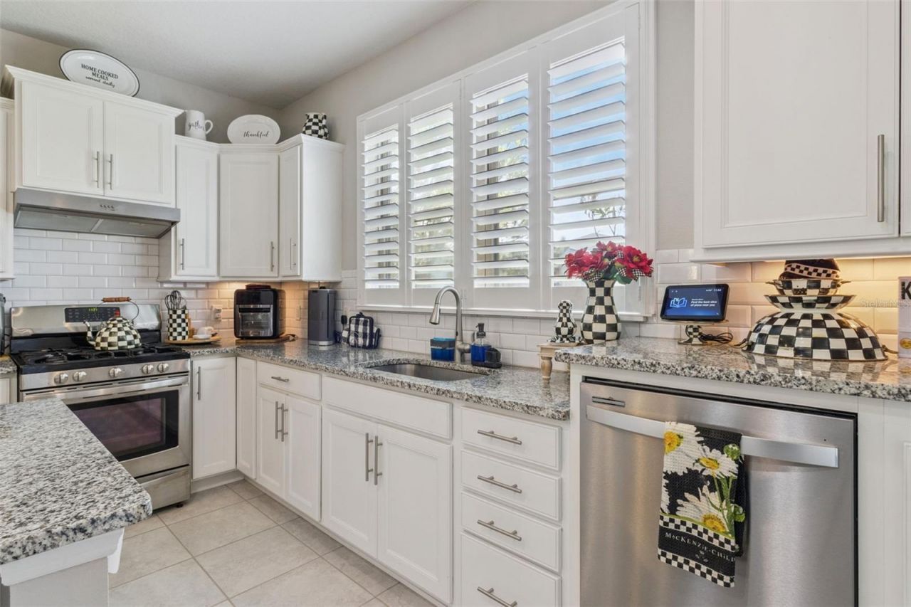 545 Cantabria Drive , Davenport, FL 33837 Photo