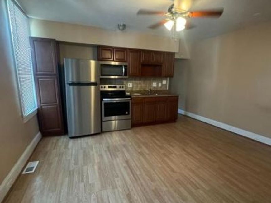 900 S 5th Street, Philadelphia, PA 19147 Main Photo