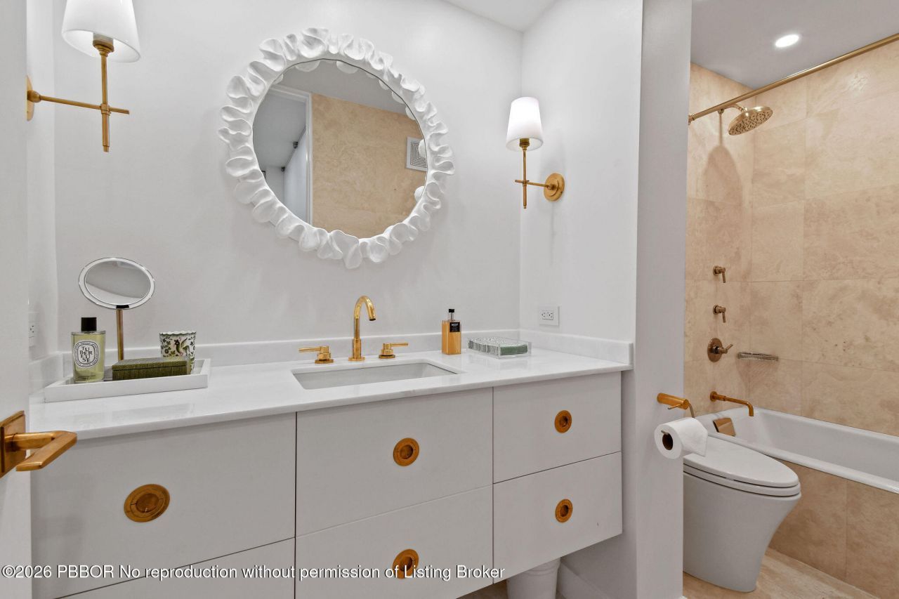 2180 Ibis Isle, Unit 12, Palm Beach, FL 33480 Photo