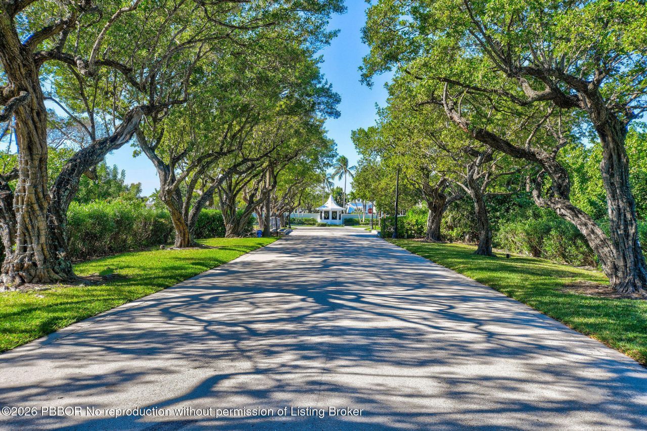 2180 Ibis Isle, Unit 12, Palm Beach, FL 33480 Photo