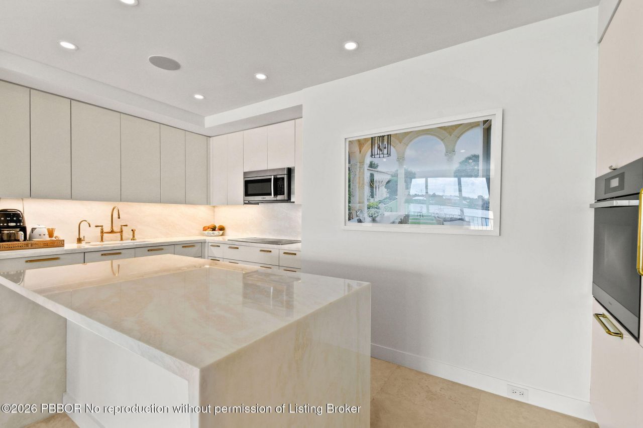 2180 Ibis Isle, Unit 12, Palm Beach, FL 33480 Photo