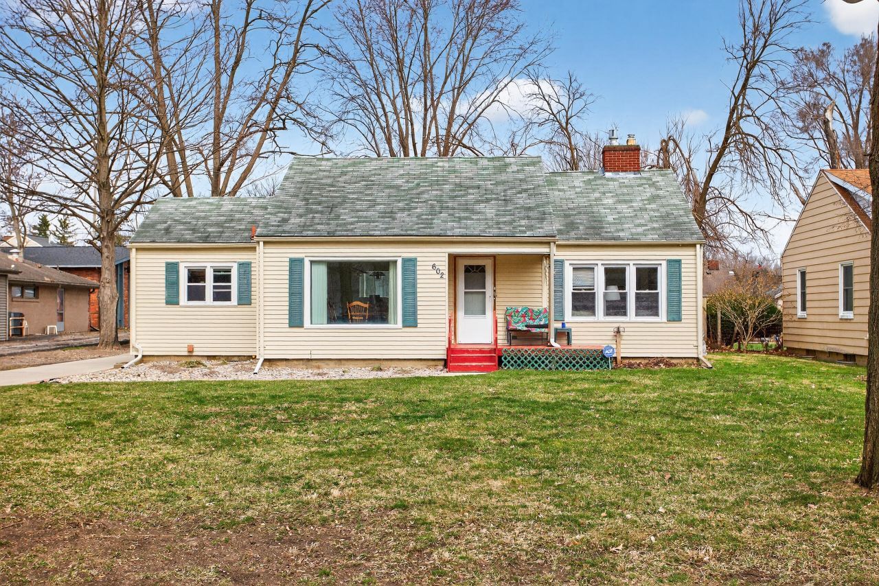 602 Heyser Street, Jackson, MI 49203 Main Photo