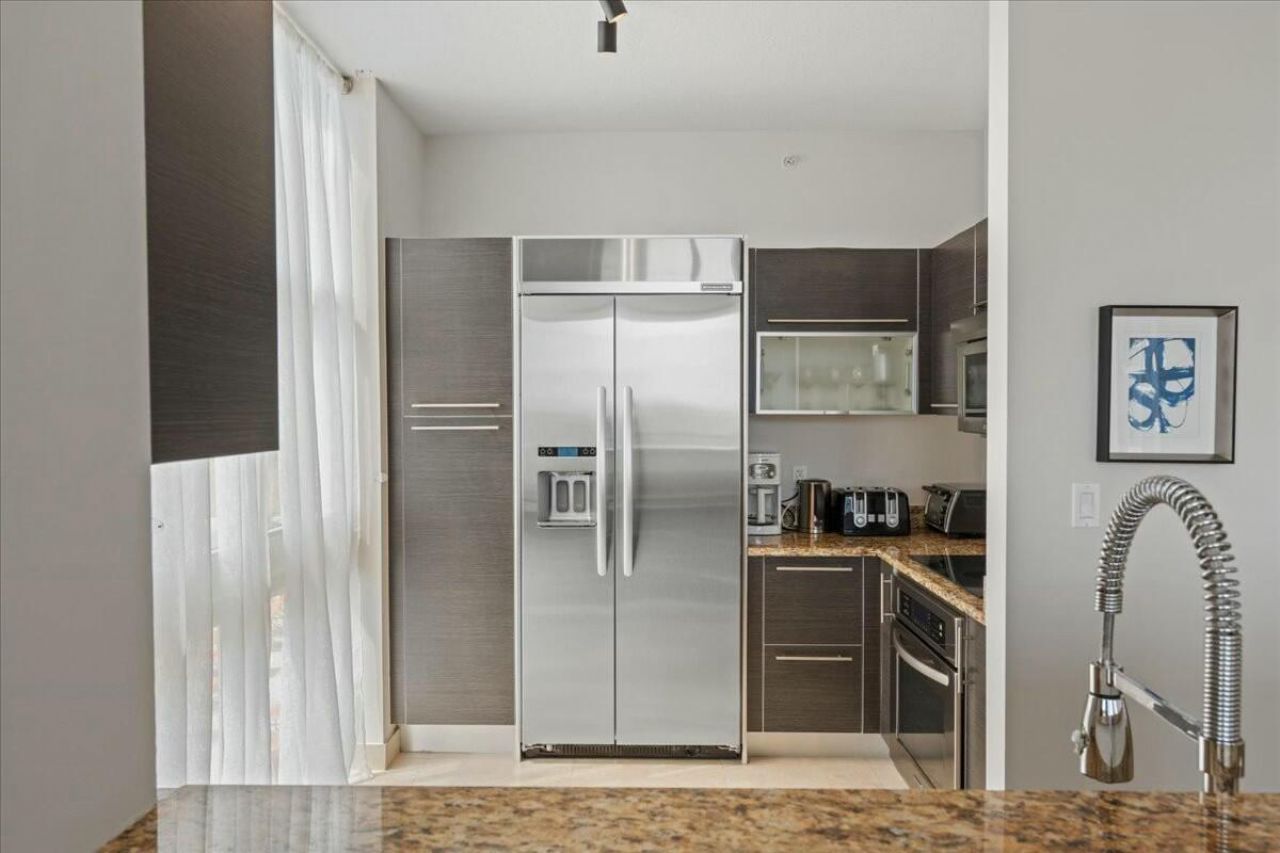 550 Okeechobee Boulevard, Unit 1001, West Palm Beach, FL 33401 Photo