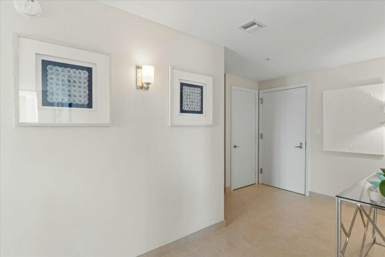 550 Okeechobee Boulevard, Unit 1001, West Palm Beach, FL 33401 Photo
