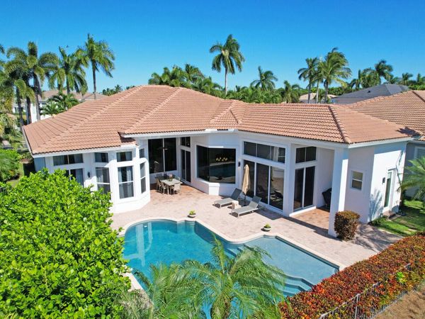 528 Les Jardin Drive, Palm Beach Gardens, FL 33410