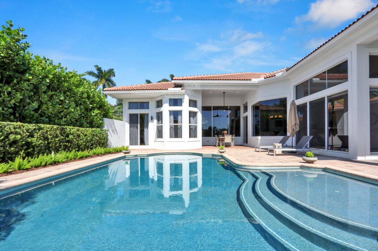 528 Les Jardin Drive, Palm Beach Gardens, FL 33410 Photo