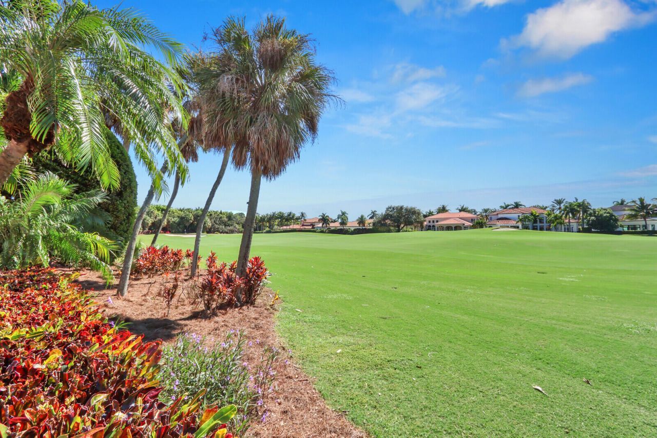 528 Les Jardin Drive, Palm Beach Gardens, FL 33410 Photo