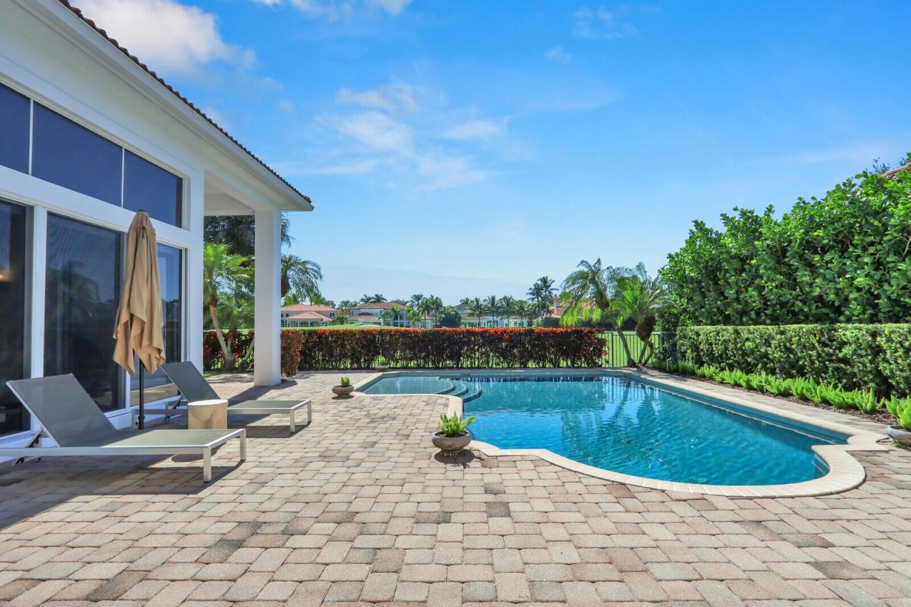 528 Les Jardin Drive, Palm Beach Gardens, FL 33410 Photo