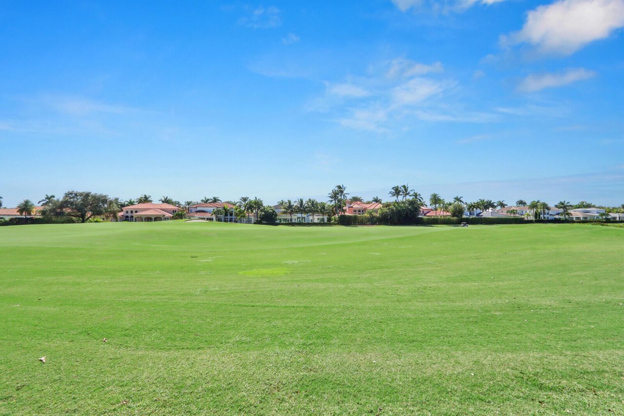 528 Les Jardin Drive, Palm Beach Gardens, FL 33410 Photo