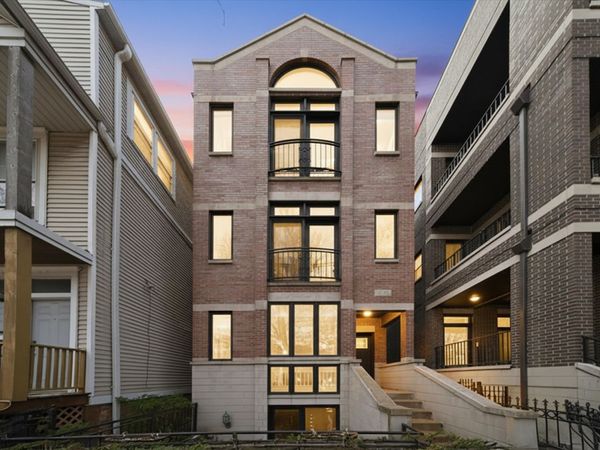 3042 N Racine Avenue , Unit 3, Chicago, IL 60657