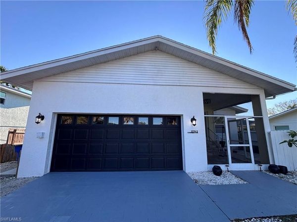 27312 Gasparilla DR, BONITA SPRINGS, FL 34135