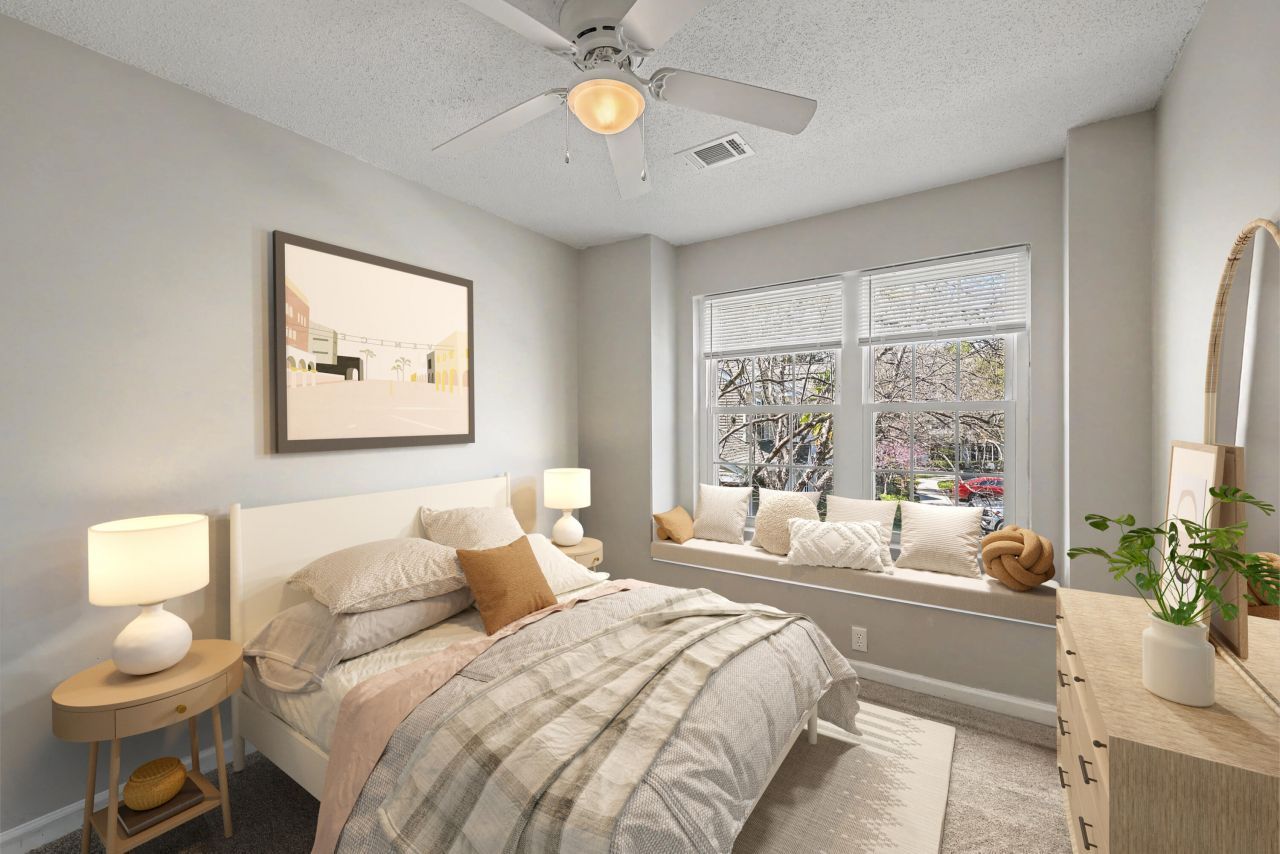 8039 Shadow Oak Drive Photo 18