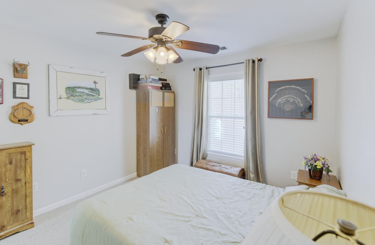 500 Fellers Court Photo 34