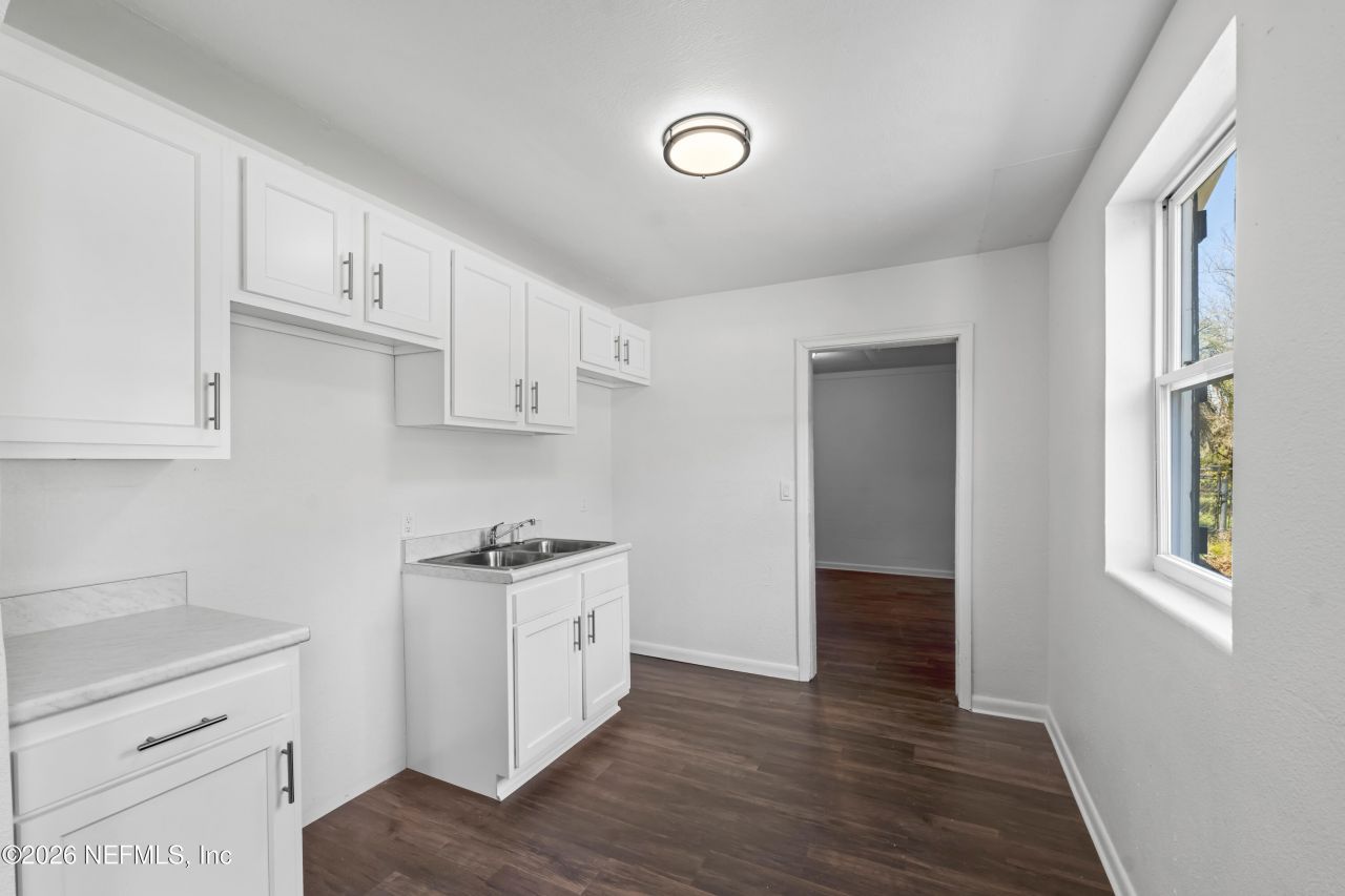 3250 Soutel Drive, Jacksonville, FL 32208 Photo