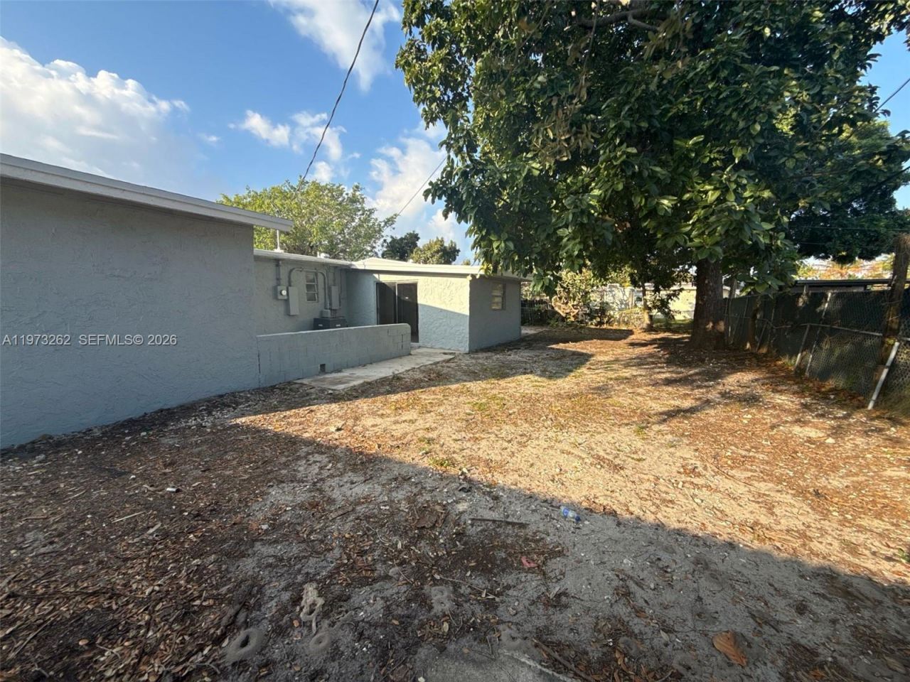 1855 NW 121st St, Miami, FL 33167 Photo