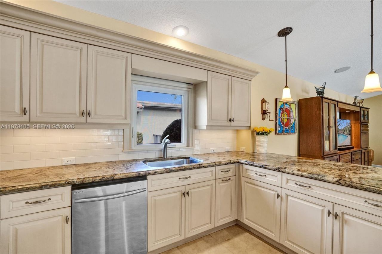 5093 NW 86th Way , Coral Springs, FL 33067 Photo