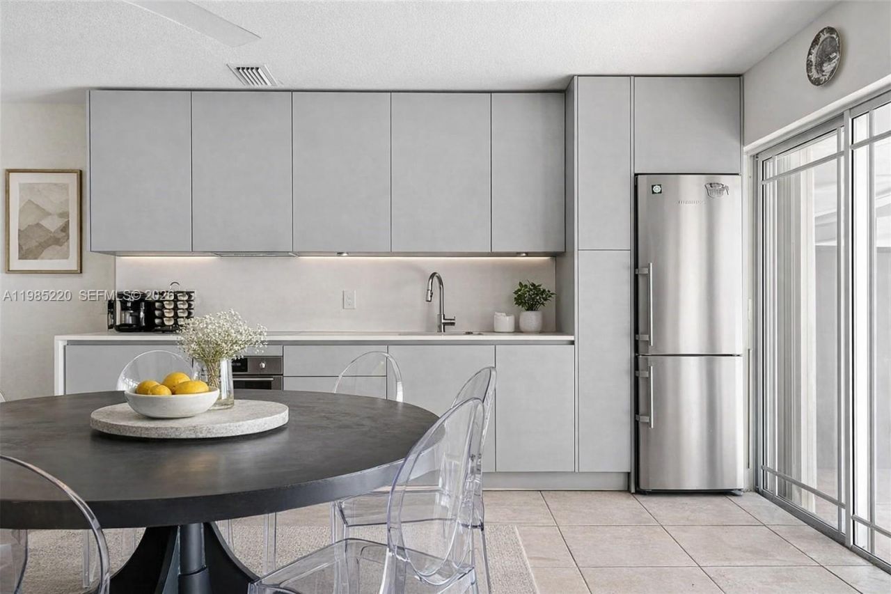 8300 SW 31st St , Miami, FL 33155 Photo