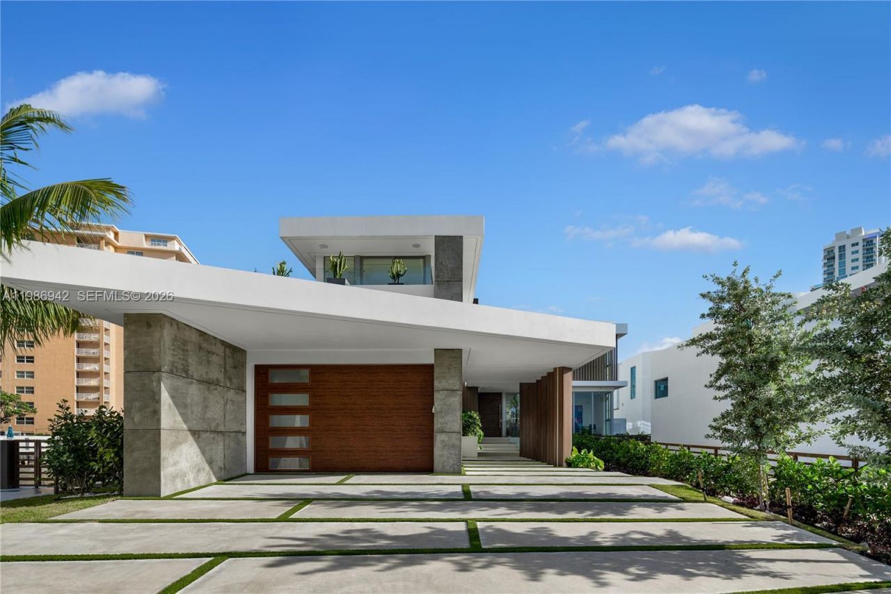 501 Palm Dr , Hallandale Beach, FL 33009 Photo