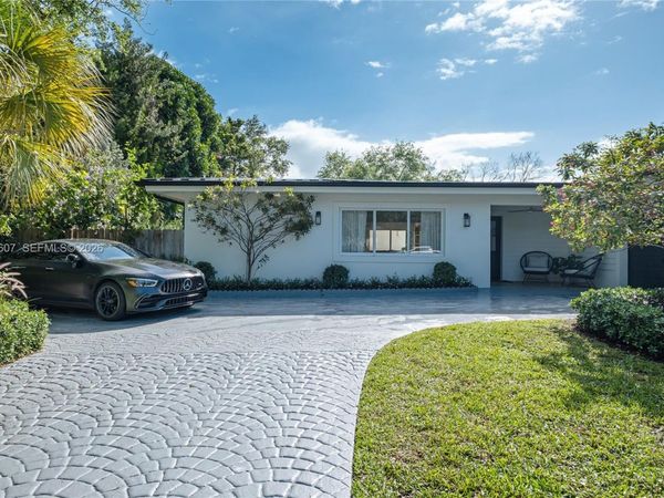 10235 SW 58th Ct , Pinecrest, FL 33156