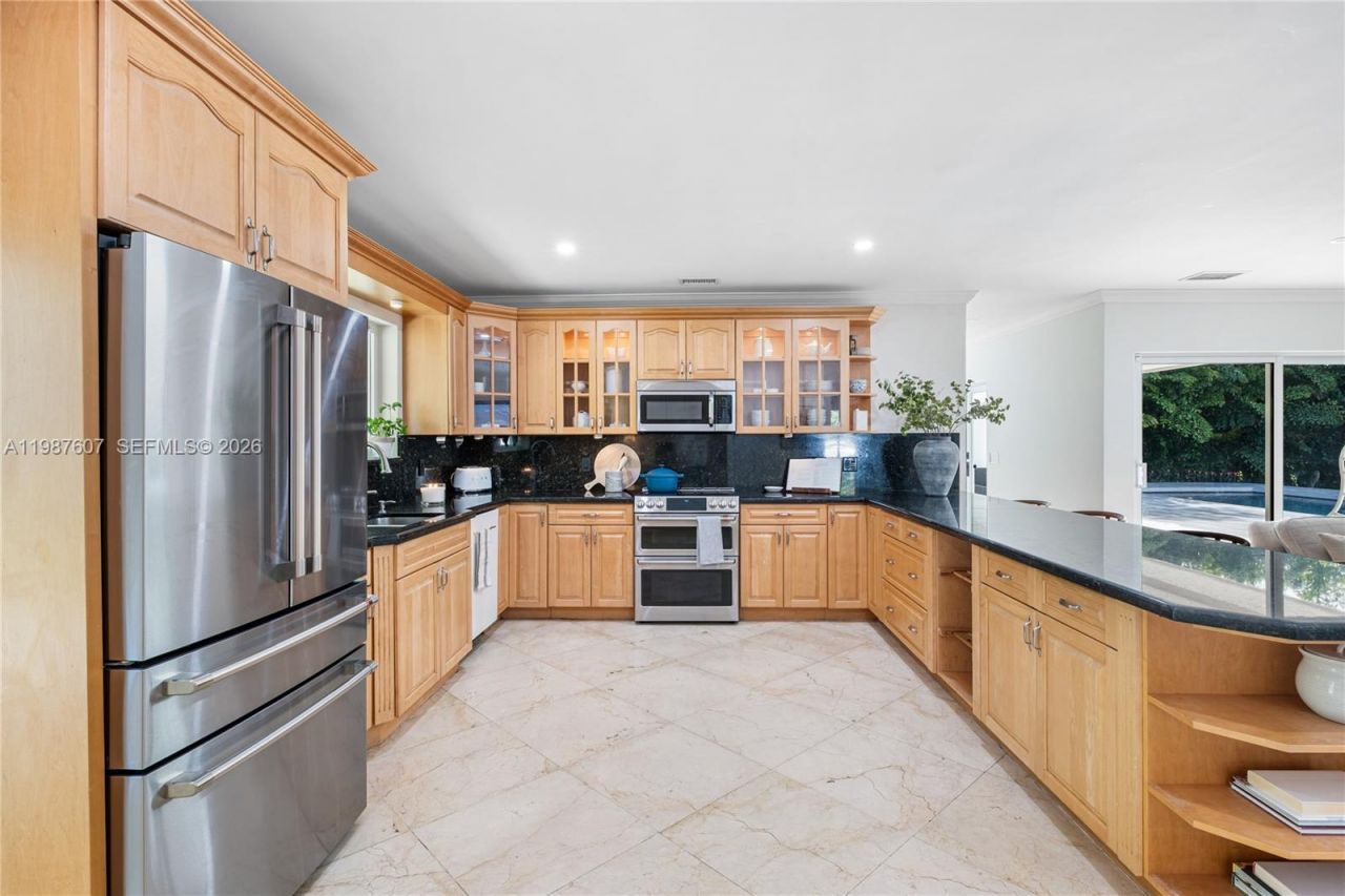 10235 SW 58th Ct , Pinecrest, FL 33156 Photo