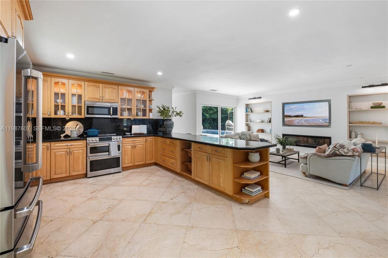 10235 SW 58th Ct , Pinecrest, FL 33156 Photo