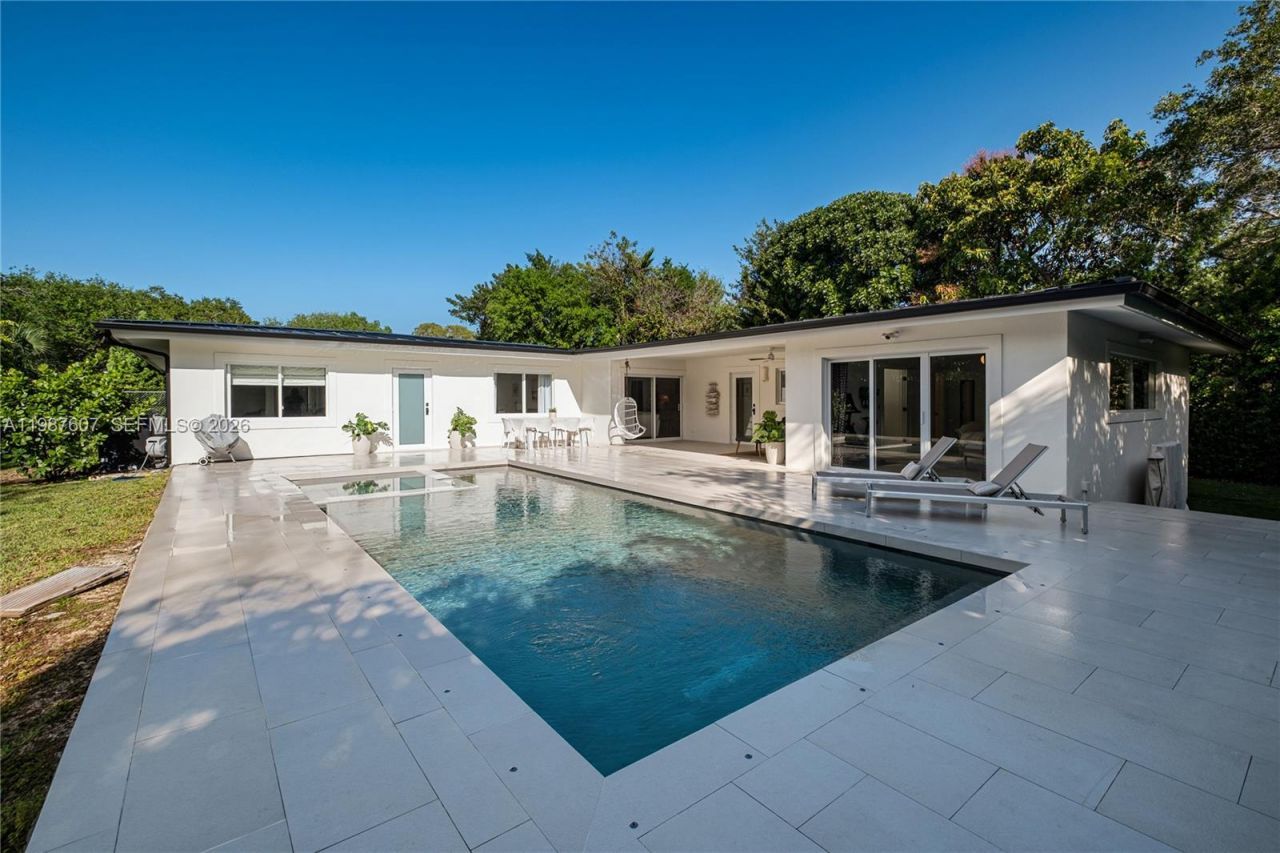 10235 SW 58th Ct , Pinecrest, FL 33156 Photo