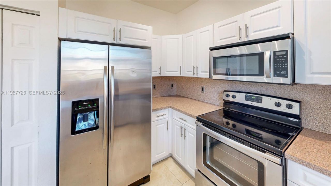 686 NE 21st Ave , Homestead, FL 33033 Photo