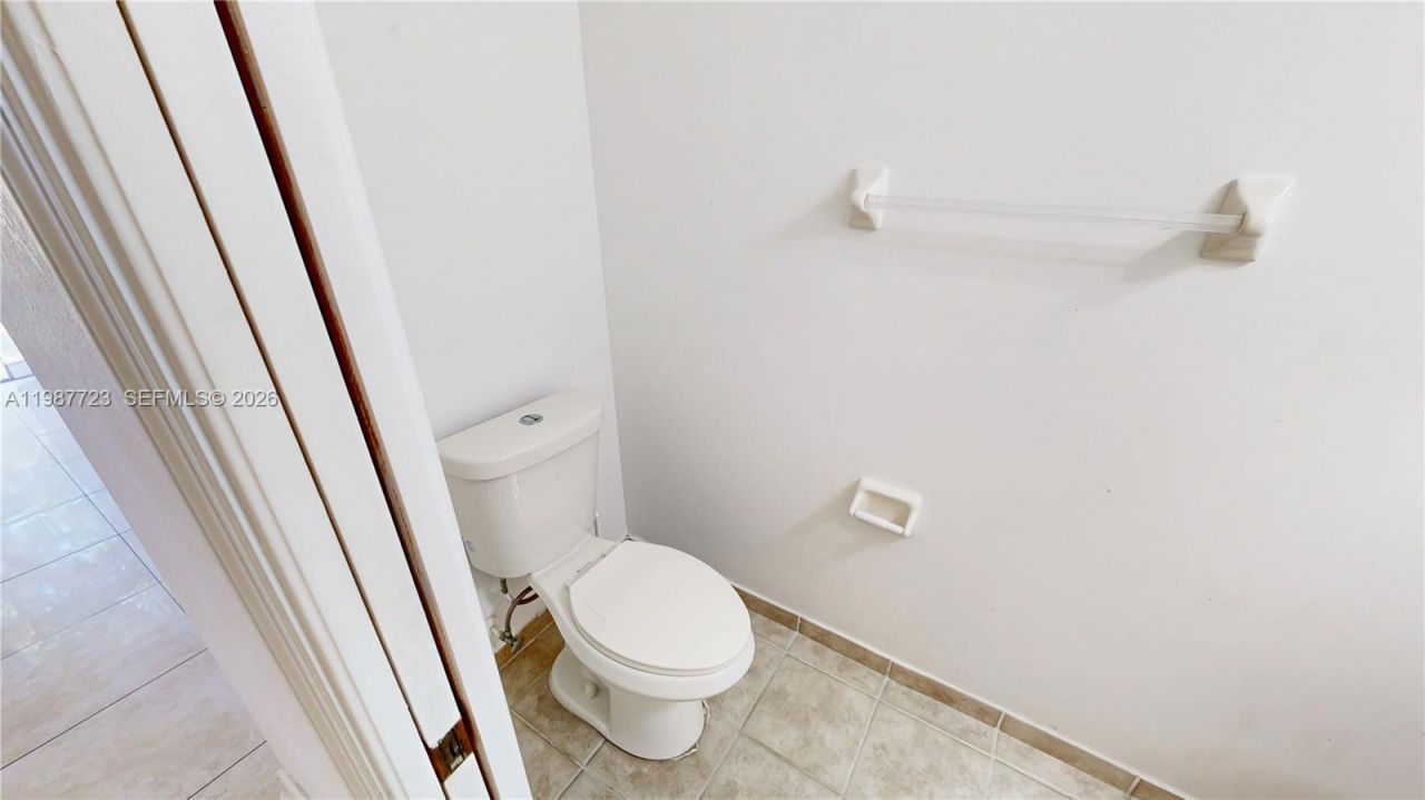 686 NE 21st Ave , Homestead, FL 33033 Photo